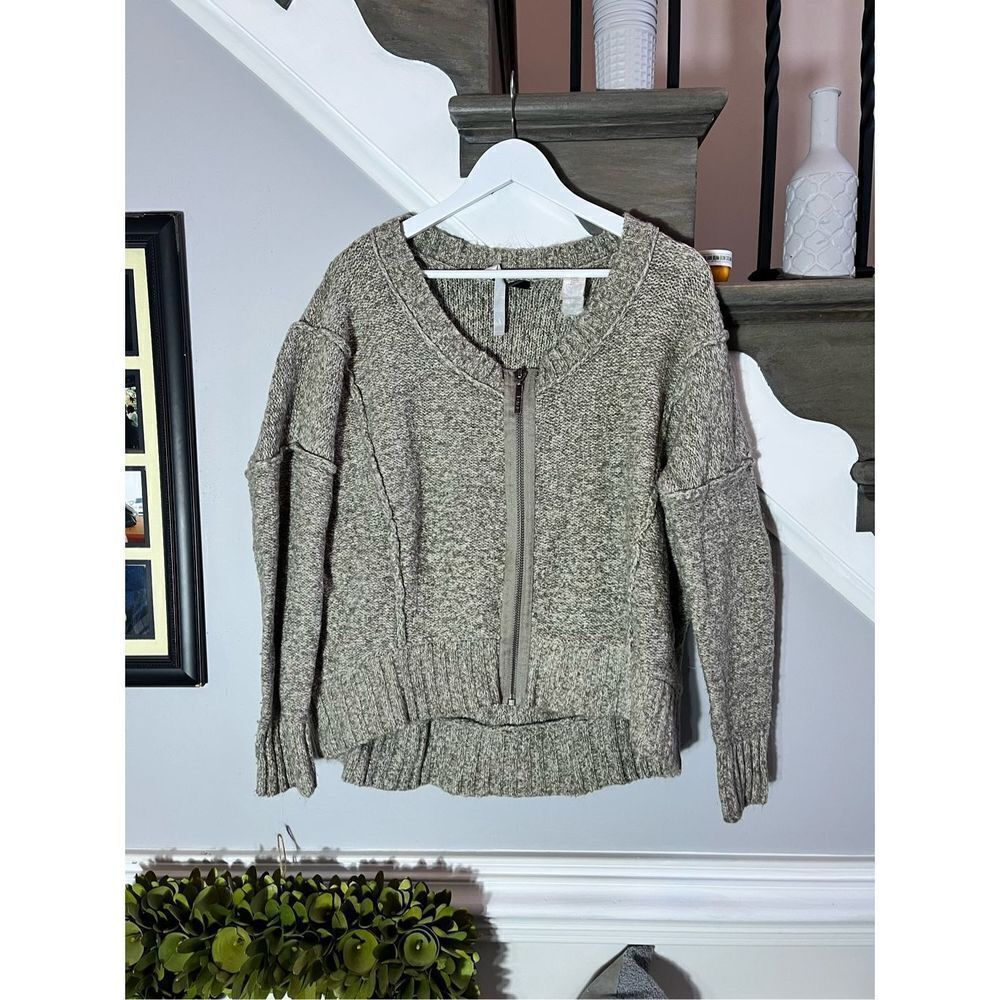 Kenzi Gray / Tan Zip Up Inside Out Cardigan Sweater sz L